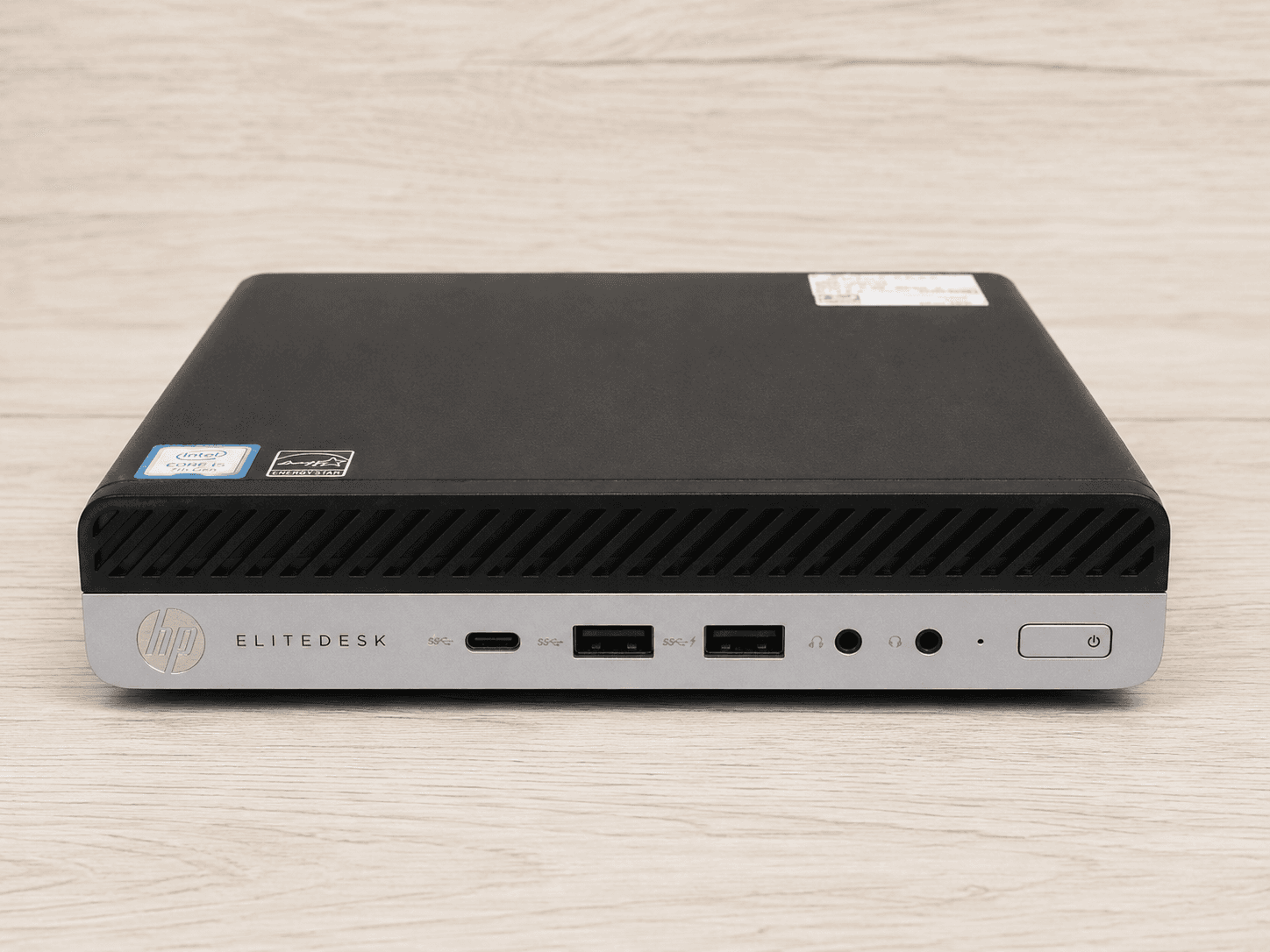 PC Mini CPU i7 8va 8gb RAM DDR4, 250gb SSD Wifi